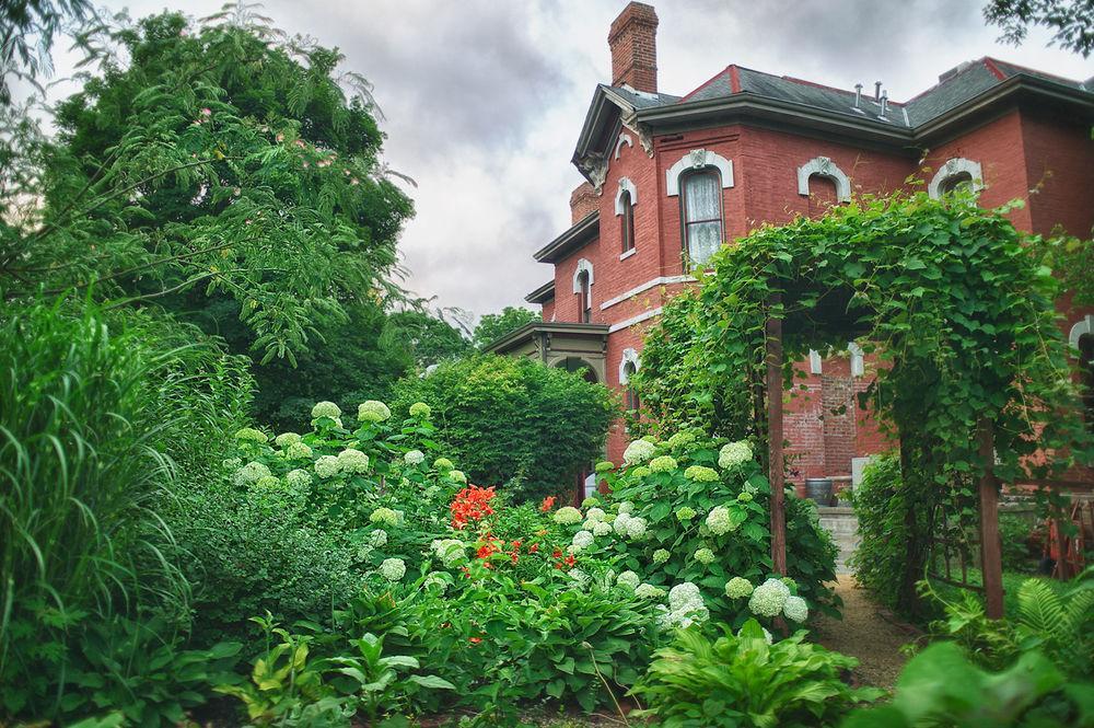 Whiskey Mansion St. Joseph Exterior foto